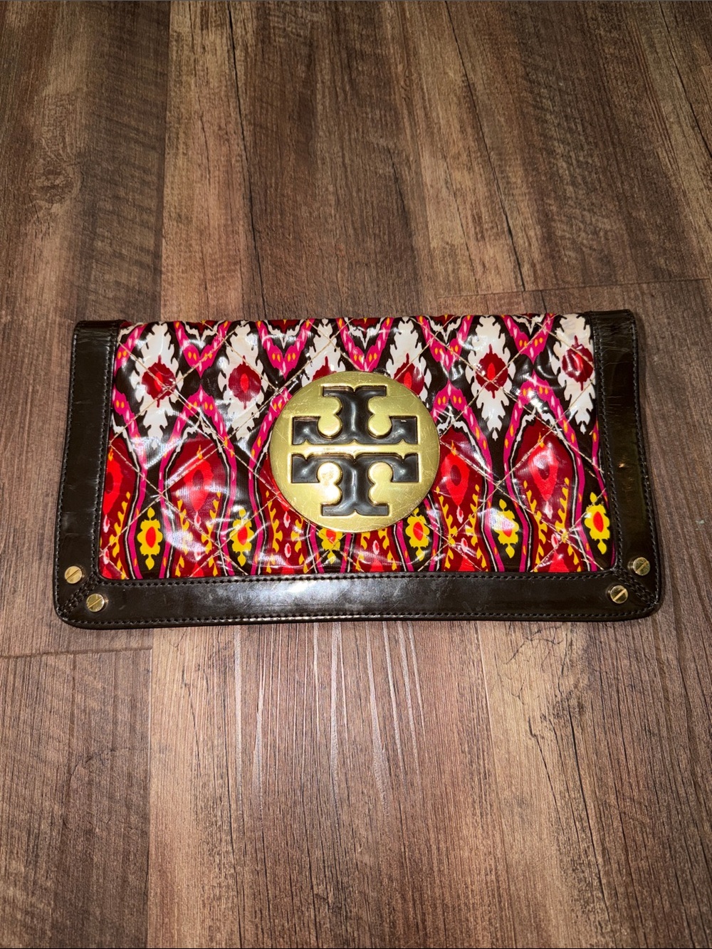 Tory Burch Red Multicolor Patent Leather Foldover Clutch with Gold Logo